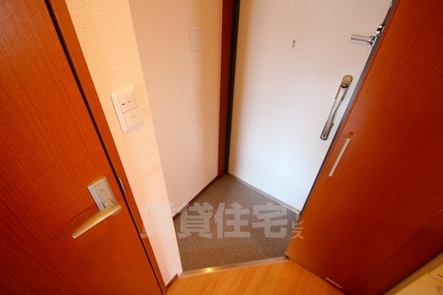 ＪＲ片町線 徳庵駅 徒歩8分 4階建 築20年の玄関写真