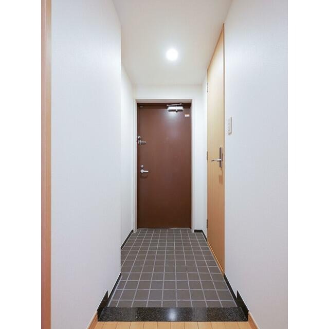 玄関　※同仕様写真