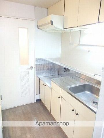 地下鉄南北線 北１８条駅 徒歩5分 4階建 築38年の内装写真