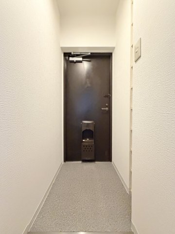 ロイヤルメゾン塚口Vの玄関写真