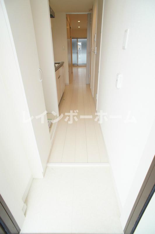 玄関　シンプルで使いやすい玄関です