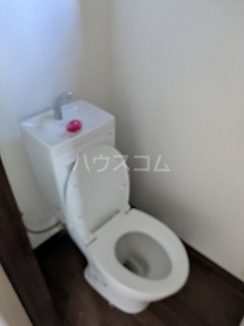 ニューサンライフ茅ヶ崎のトイレ写真