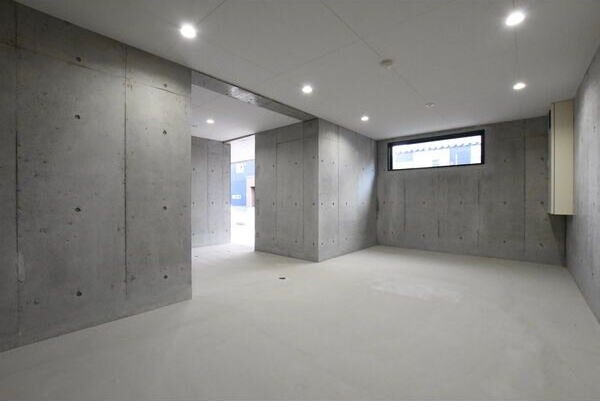 地下鉄東西線 宮の沢駅 徒歩5分 4階建 築1年の外観写真