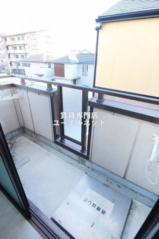 バルコニー　バルコニー付きで採光＆風通し良好！