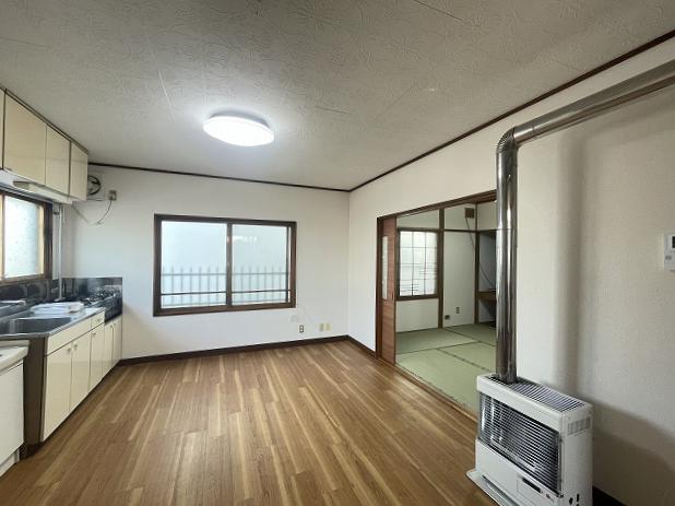 はせ川マンションの居間写真