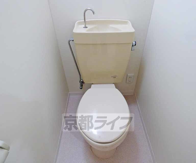 トイレ　トイレです。