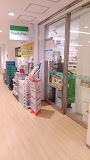 コンビニ　ファミリーマート札幌医科大学／S店（コンビニ）まで337m