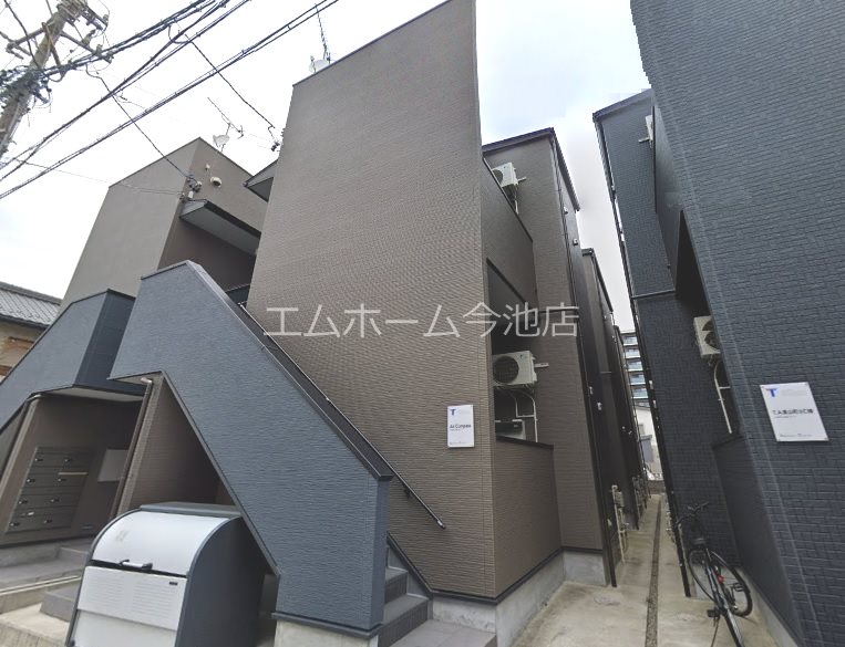 建物外観　外観　デザイナーズ　光インターネット無料