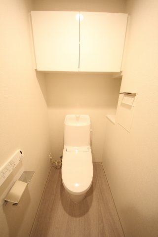 トイレ　別号室参考写真