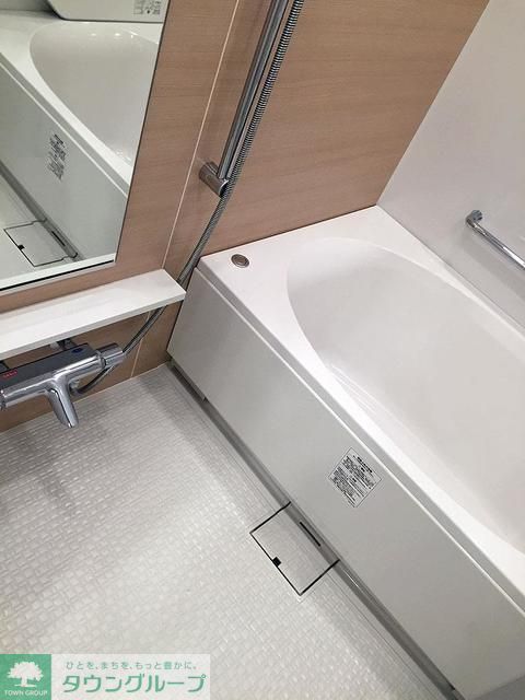 バス・シャワールーム　※写真は同タイプ住戸です。