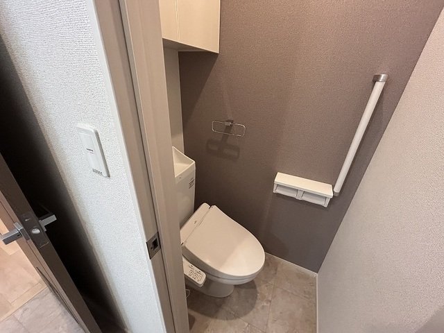 トイレ　清潔感のあるトイレです