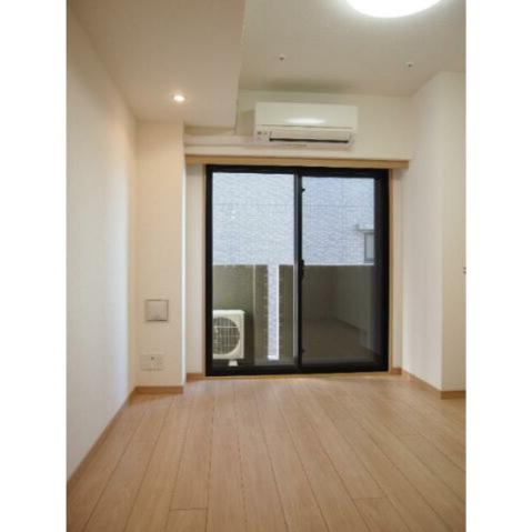 居室・リビング　6帖のお部屋です。
