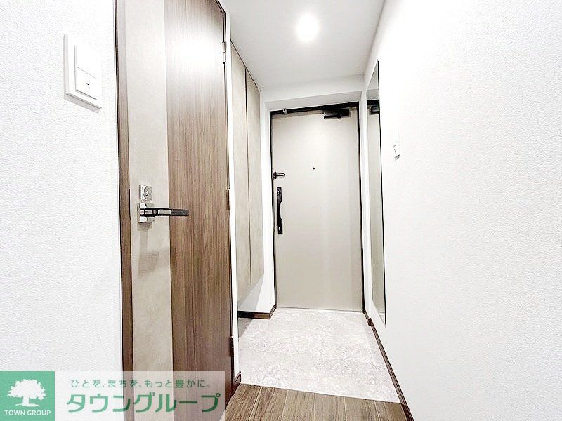 玄関　お部屋探しは株式会社　タウンハウジング　までお気軽にお問合…