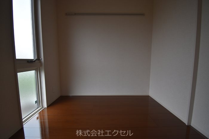 その他部屋・スペース　フローリングの室内です。