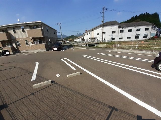 【セラピアII　Ａ棟の駐車場】