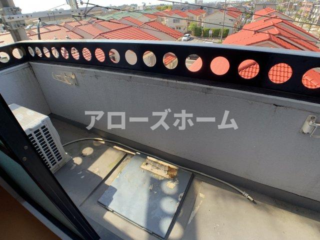 【神戸市西区池上のマンションのバルコニー】