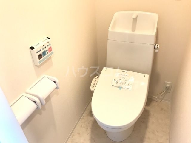 【岐阜市東中島のアパートのトイレ】