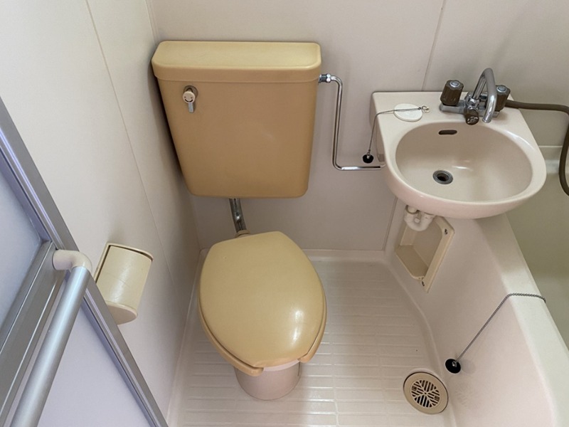 トイレ　別部屋参考