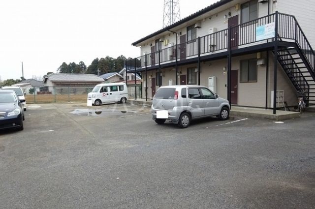 【山木ハイツ　Ａの駐車場】