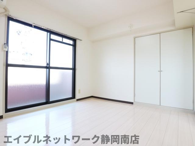 【静岡市駿河区中田本町のマンションのその他部屋・スペース】