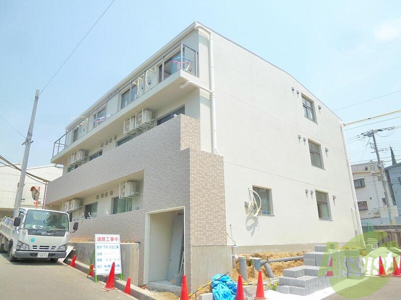 吹田市千里山西のマンションの建物外観