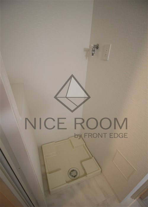 その他設備　コンフォリア・リヴ新大阪WEST　洗濯機置き場