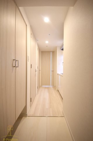 【S-RESIDENCE阿波座WESTの玄関】