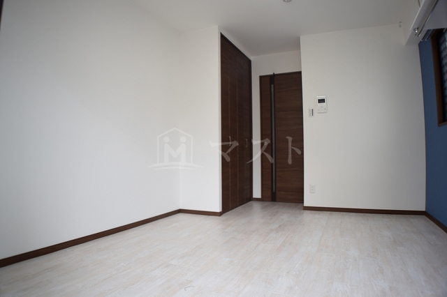 その他部屋・スペース　居室によってカラーパターンが異なります。