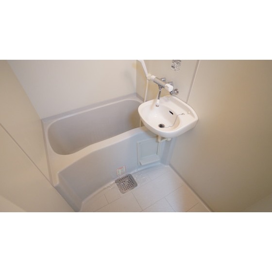 バス・シャワールーム　バス