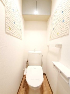 トイレ　トイレ