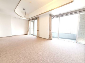 居室・リビング　内観