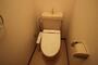 トイレ　※写真は別の階です
