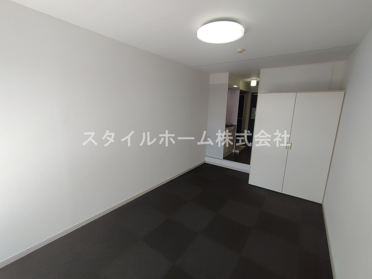 居室・リビング　同建物内別部屋の写真です。