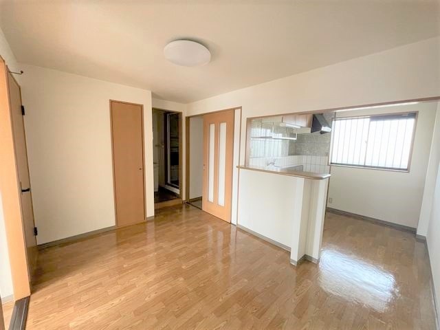 眺望　きれいな室内ですよ