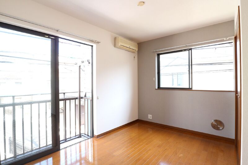 居室・リビング　使いやすい形の為、レイアウトを楽しめます♪