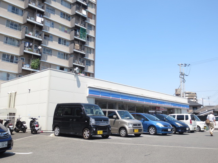 コンビニ　ローソン（コンビニ）まで3500m