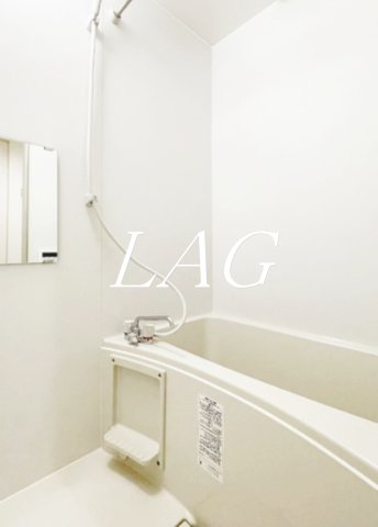 バス・シャワールーム　お風呂です。（同仕様設備です）
