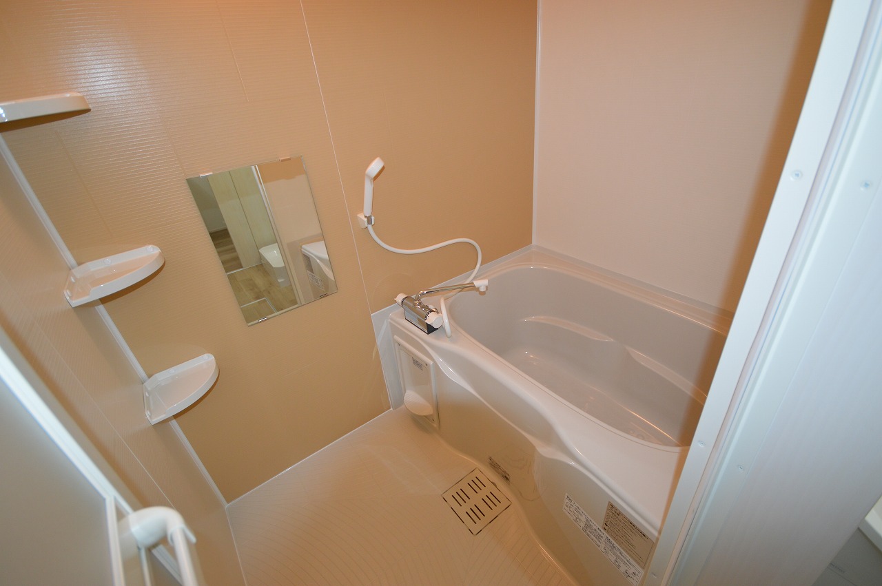 バス・シャワールーム　現況優先