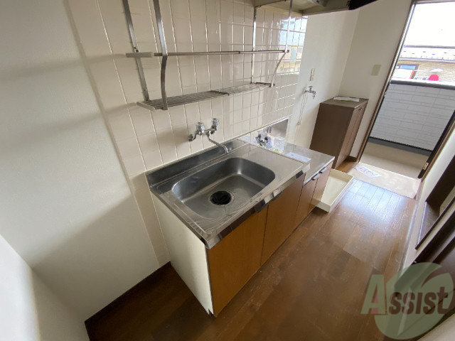 キッチン　シンプルなキッチンです。一人暮らしは最適ですね。