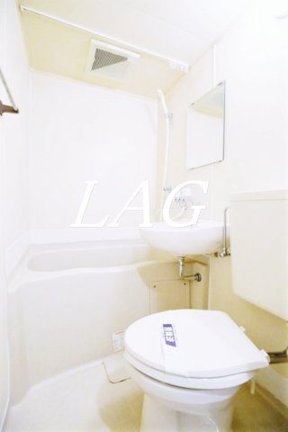 バス・シャワールーム　お風呂です。