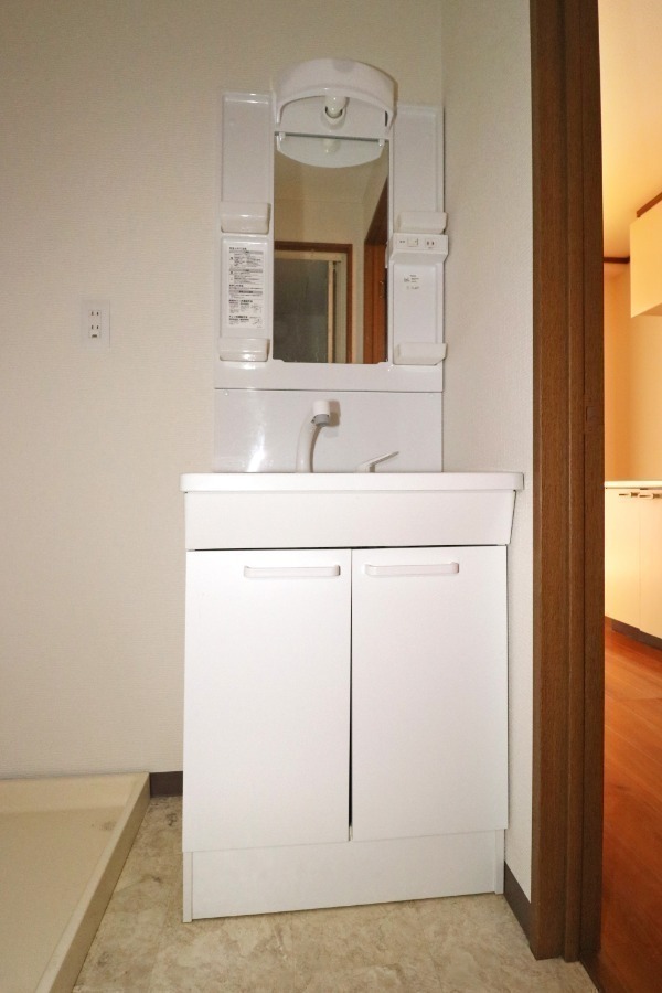 洗面設備　洗面化粧台