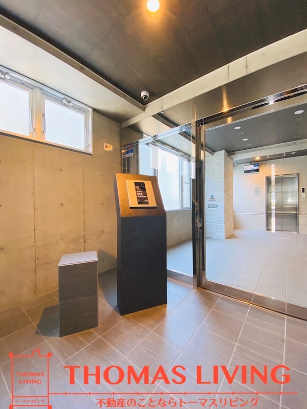 セキュリティ　安心と安全のオートロックが設置されています。