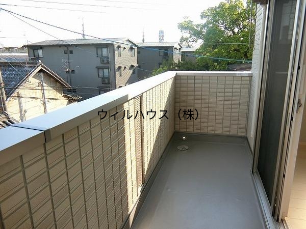 バルコニー　南向きバルコニー！