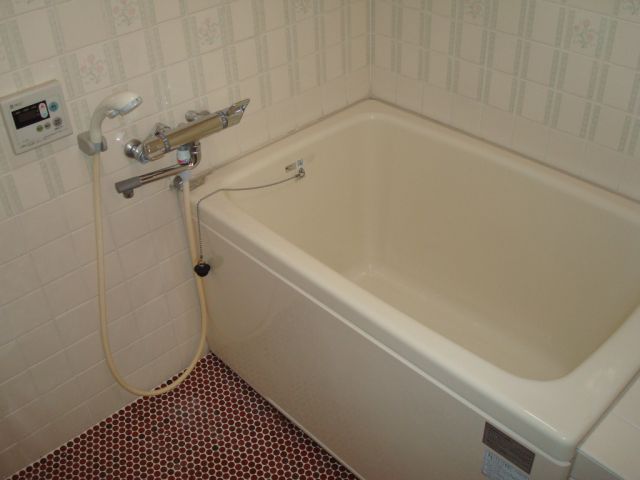 バス・シャワールーム　バスルーム