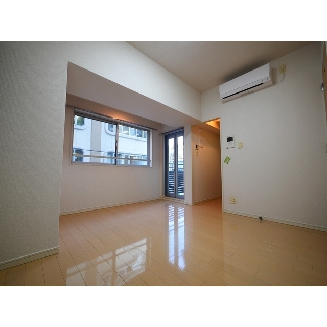 居室・リビング　同タイプ写真　※現況優先