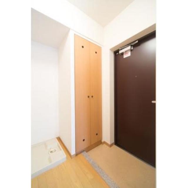 玄関　※写真は同タイプ住戸です。