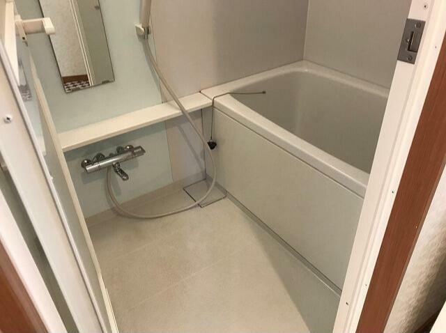 バス・シャワールーム　バスルーム