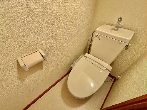 トイレ　設備・仕様は号室により異なる為、現況を優先いたします。