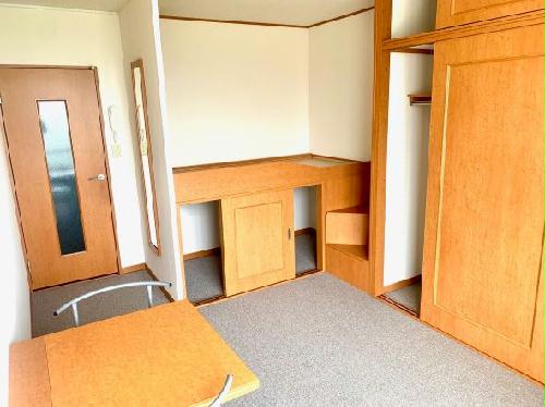 居室・リビング　2階　部屋