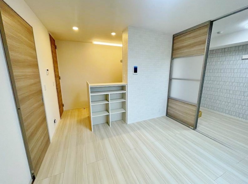 居室・リビング　★LDK★9.3帖